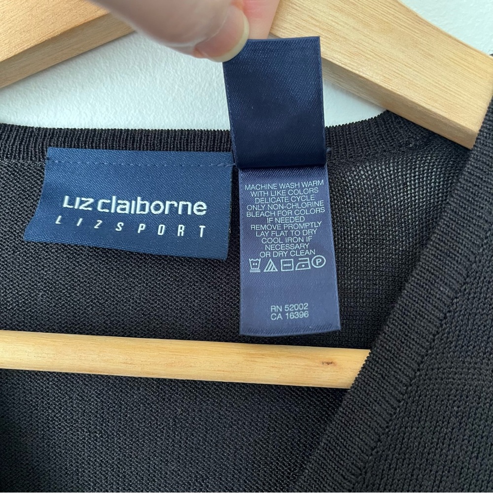 Liz Claiborne Liz Sport Black Long Sleeve Cardigan, Size M - Picture 3 of 7